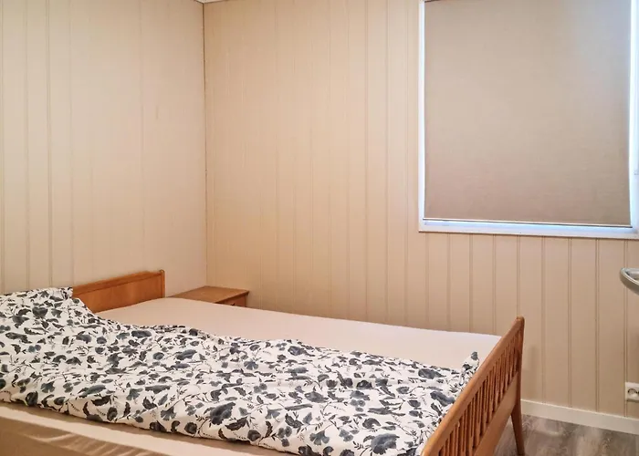 Vakantiehuis Stunning In With Wifi